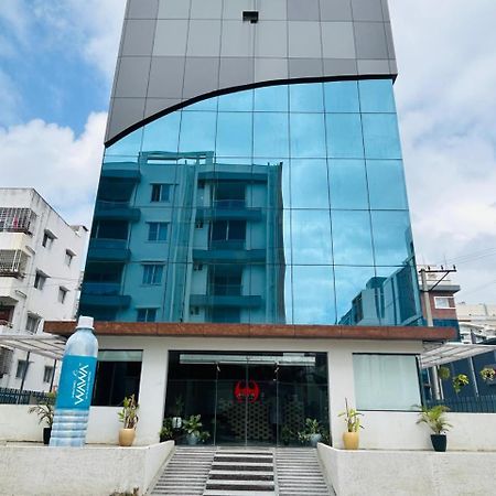 Wild Wings Premium Hotel Haidarábád Kültér fotó