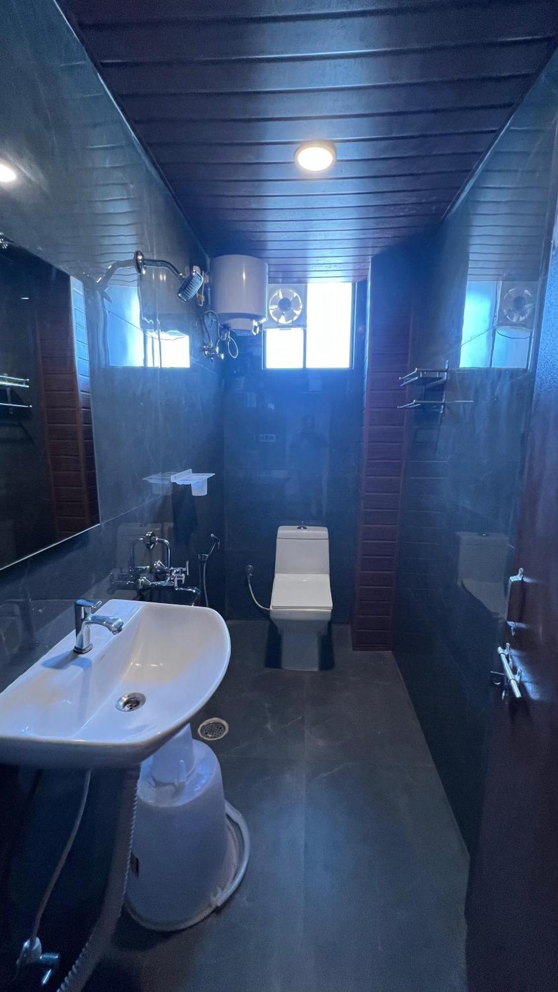 Wild Wings Premium Hotel Haidarábád Kültér fotó