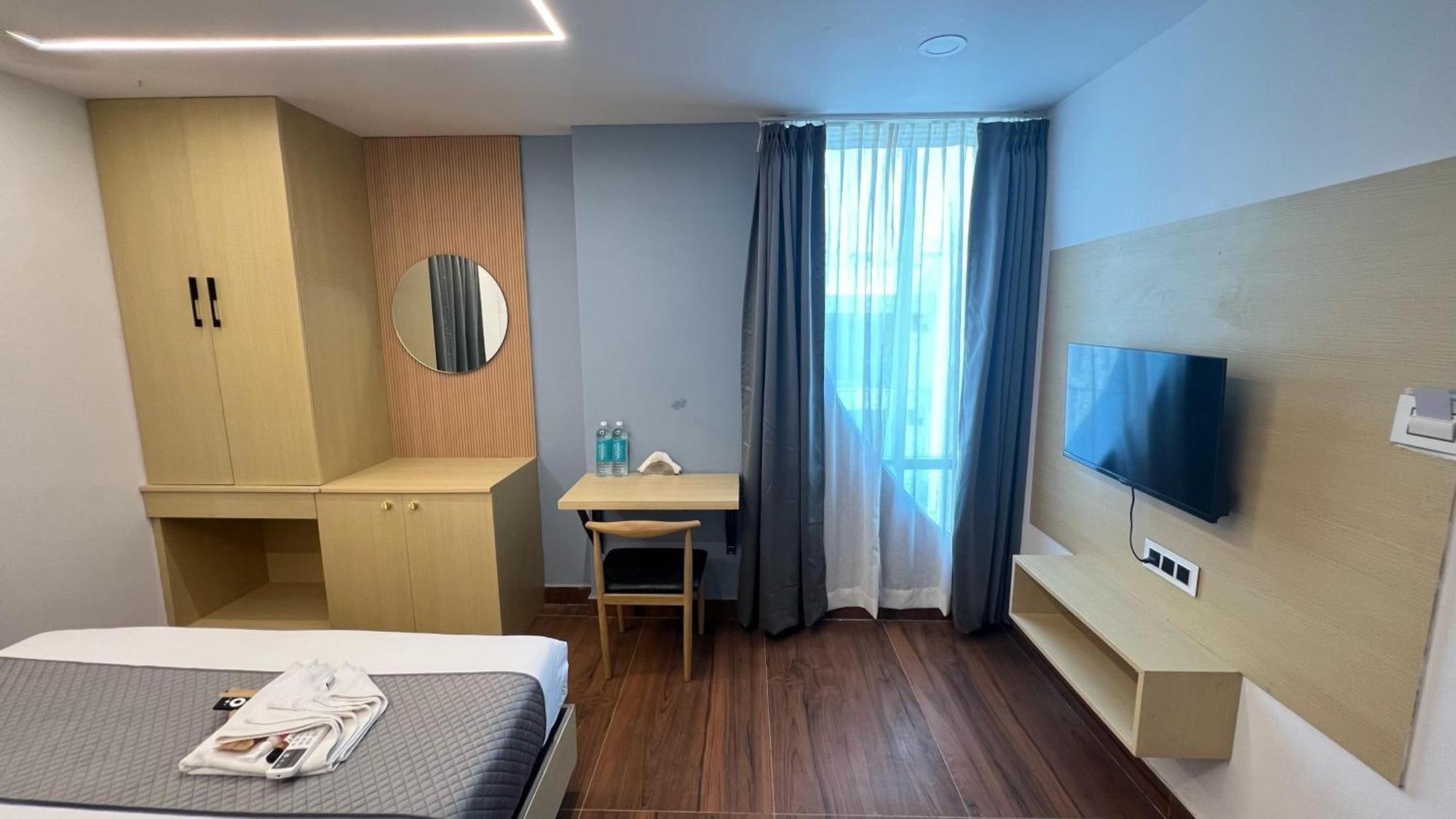 Wild Wings Premium Hotel Haidarábád Kültér fotó